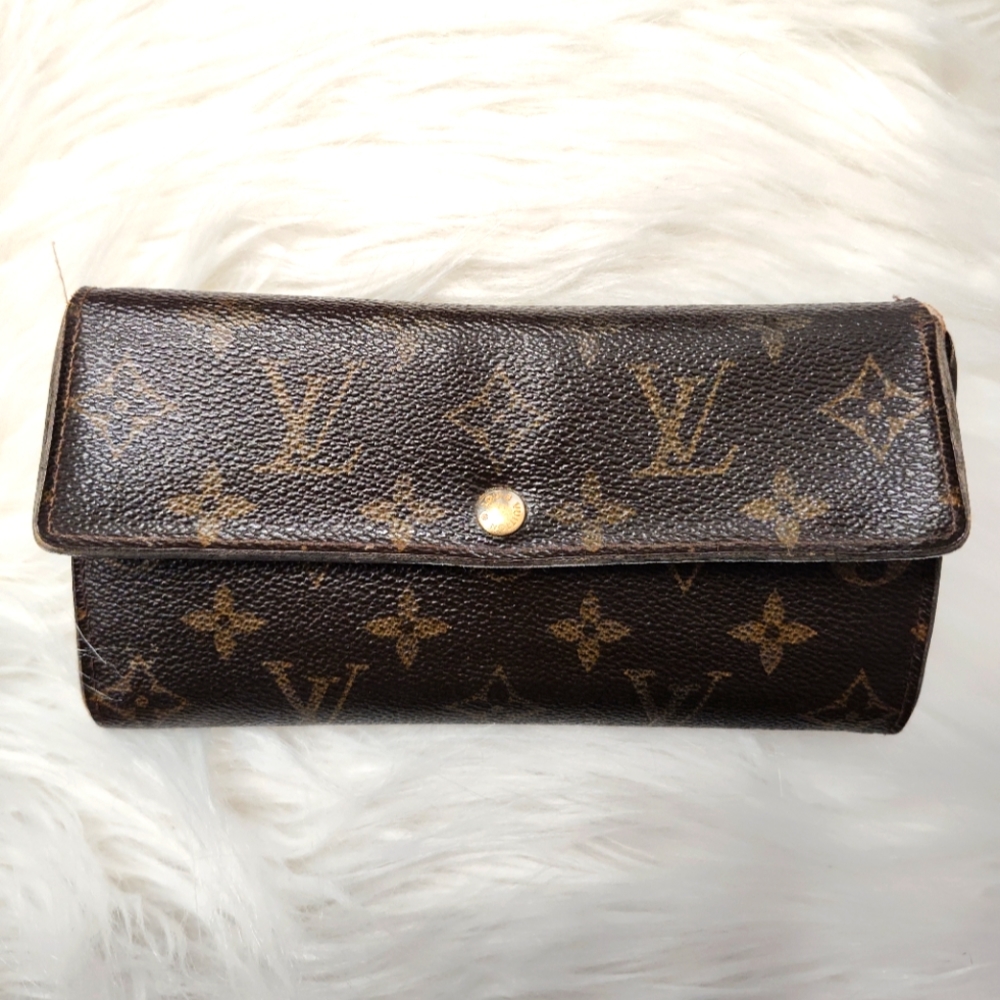 🤎 Vintage UC Louis Vuitton Authentic Leather Credit Card Wallet w/Coin Purse - Picture 1 of 16